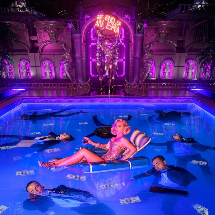 IGGY AZALEA - END OF AN ERA (DELUXE)