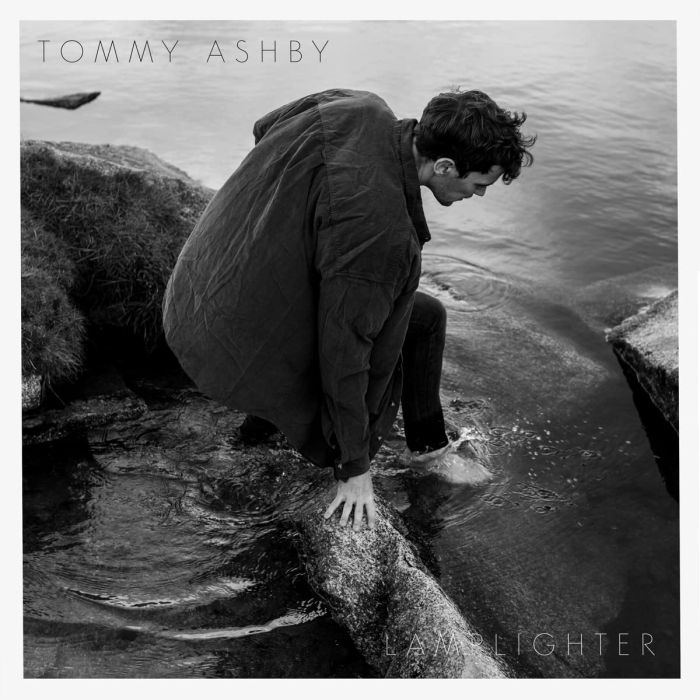 TOMMY ASHBY - LAMPLIGHTER