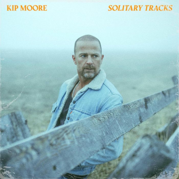 KIP MOORE - SOLITARY TRACKS (CITRUS ECO-MIX VINYL)