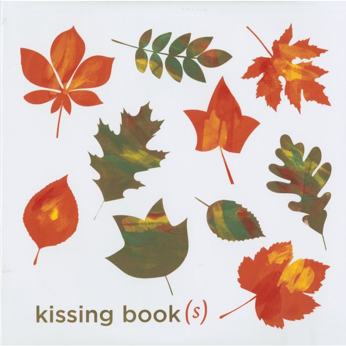 KISSING BOOK - S