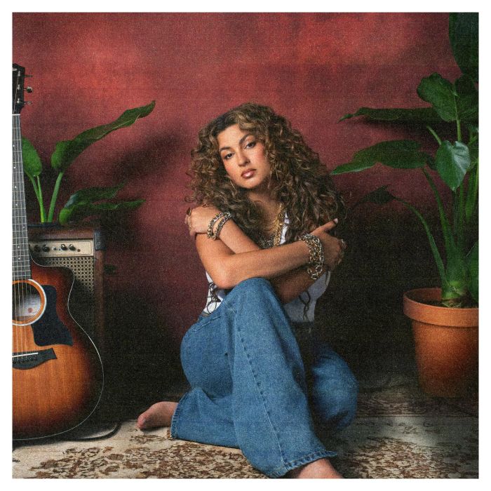 TORI KELLY - GOD MUST REALLY LOVE ME
