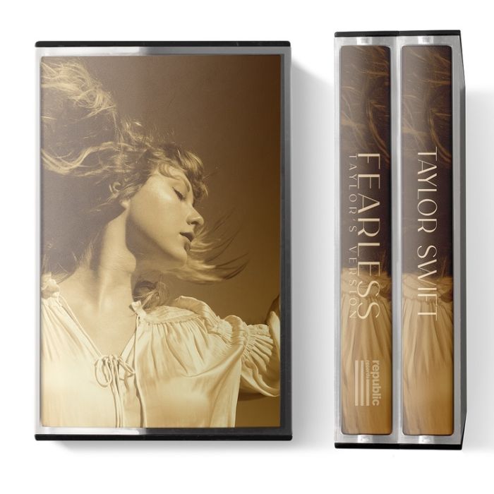 TAYLOR SWIFT Fearless (2xCASSETTE)