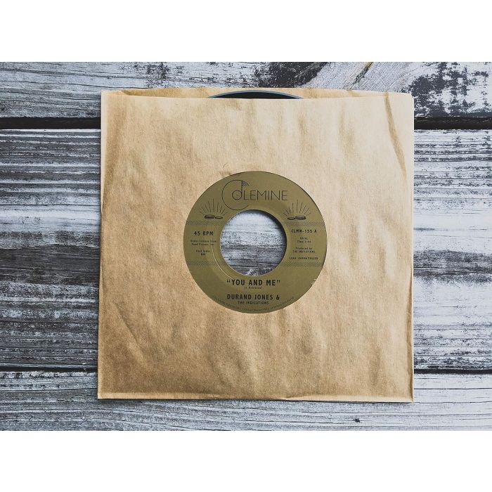 DURAND JONES & THE INDICATIONS - YOU AND ME / PUT A SMILE ON YOUR FACE