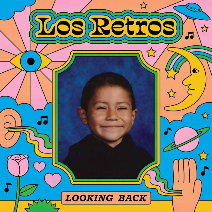 LOS RETROS - LOOKING BACK