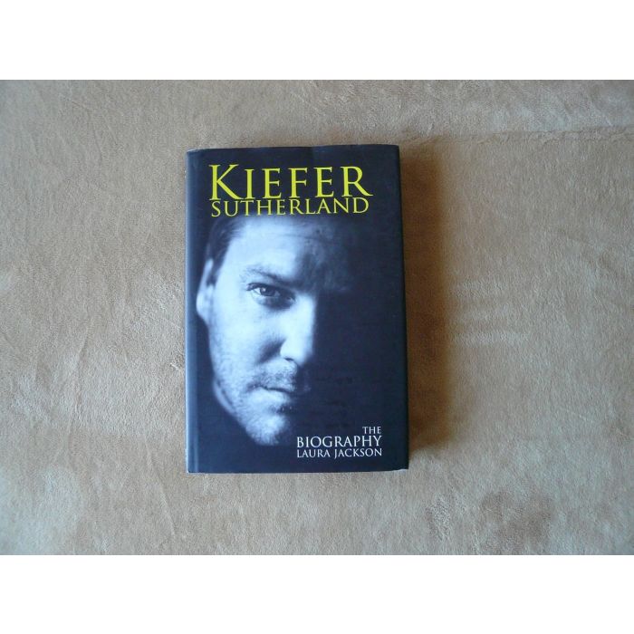 Kiefer Sutherland - Bloor Street