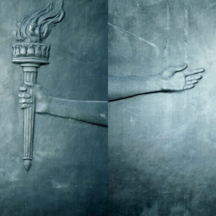 FUGAZI - ARGUMENT