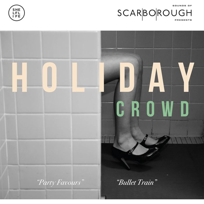 HOLIDAY CROWD - PARTY FAVOURS
