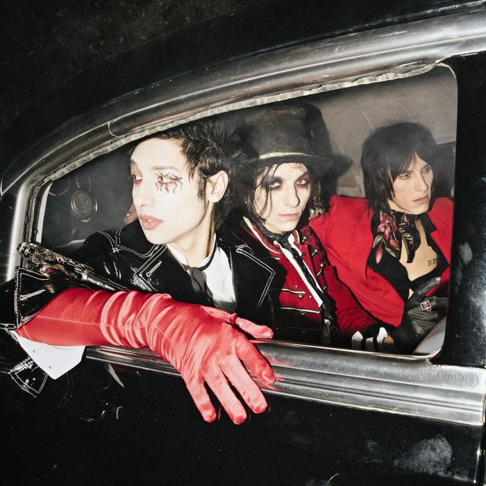 PALAYE ROYALE - BASTARDS