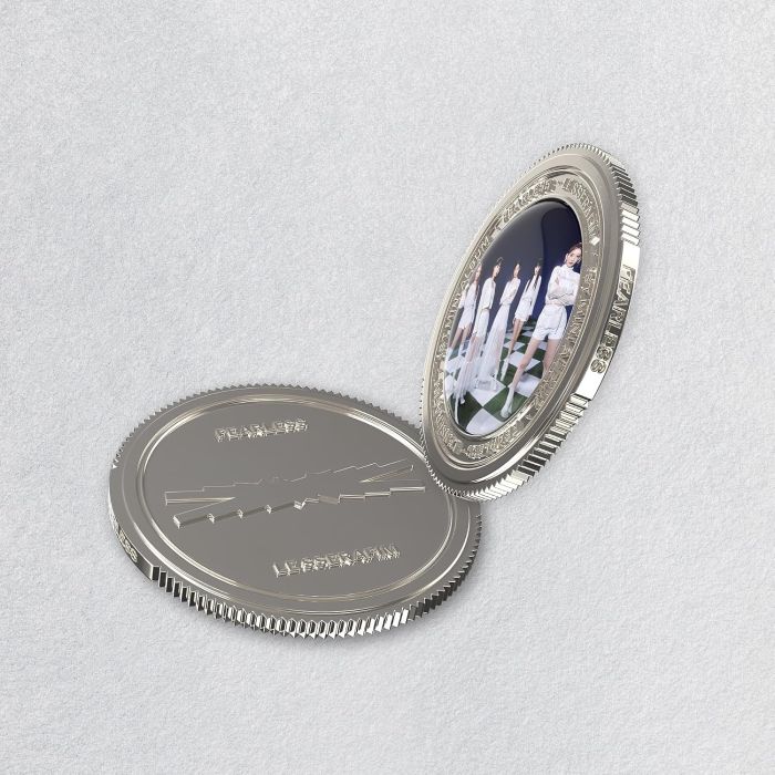 LE SSERAFIM - 1st Mini Album 'FEARLESS' (Sound Coin version)
