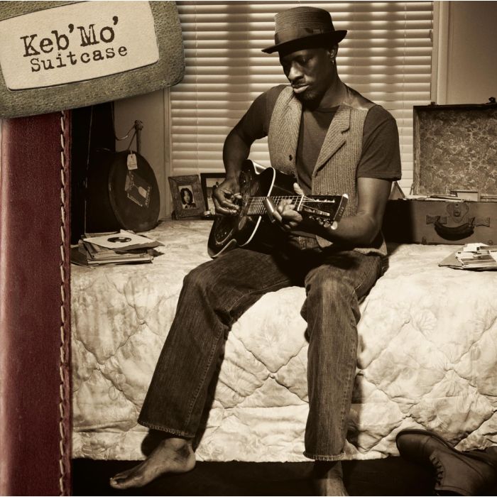 KEB' MO - SUITCASE