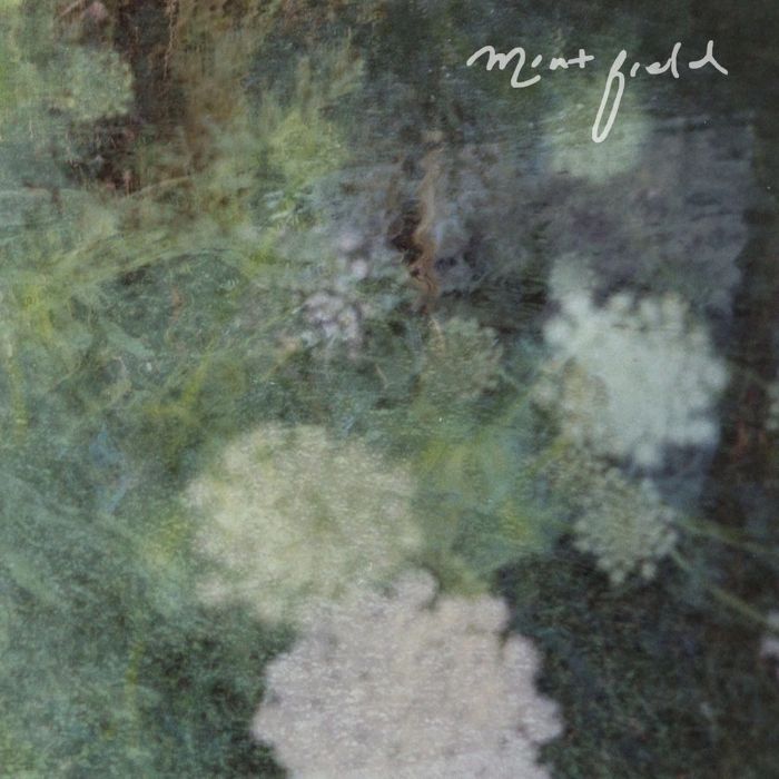 MINT FIELD - SENTIMIENTO MUNDIAL (NATURAL GREY SWIRL VINYL)