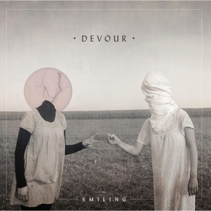 SMILING - DEVOUR