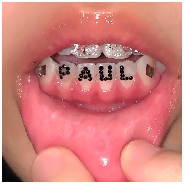 SWIMMING PAUL - SMILING THROUGH THE PAIN 2
