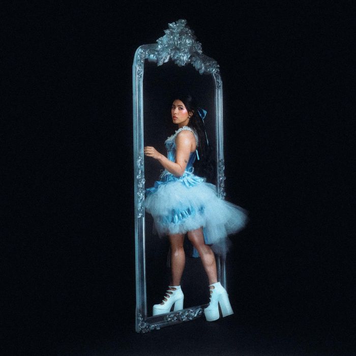 POM POM SQUAD - MIRROR STARTS MOVING WITHOUT ME