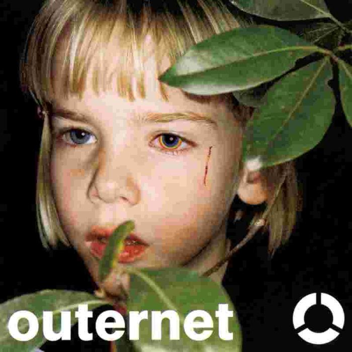 GLOBE - OUTERNET (LIMITED)
