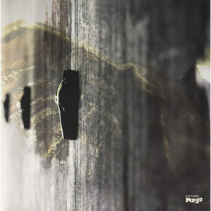 RIVET - ON FEATHER & WIRE