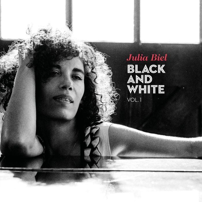 JULIA BIEL - BLACK & WHITE, VOLUME 1