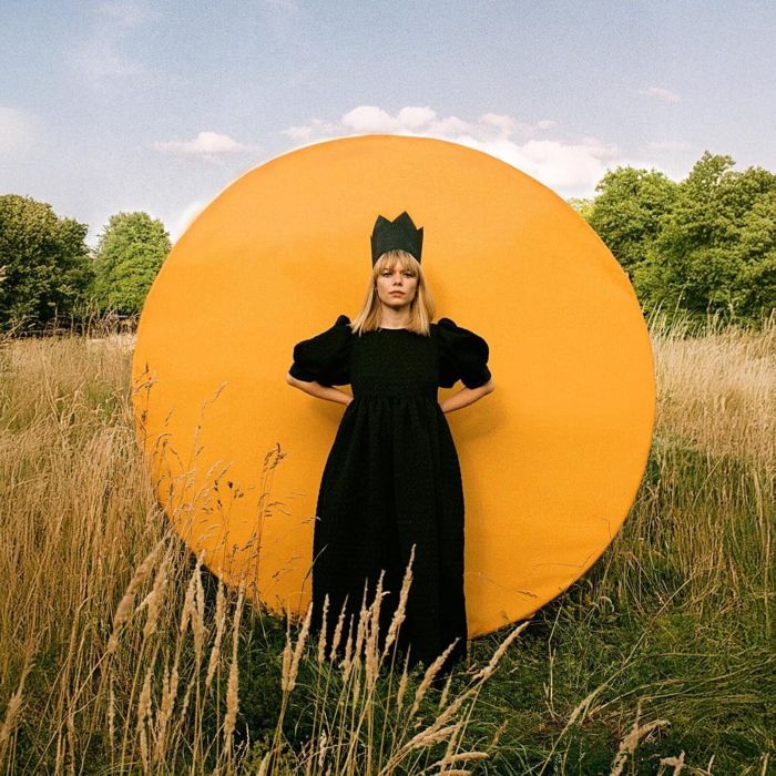 CHLOE FOY - COMPLETE FOOL