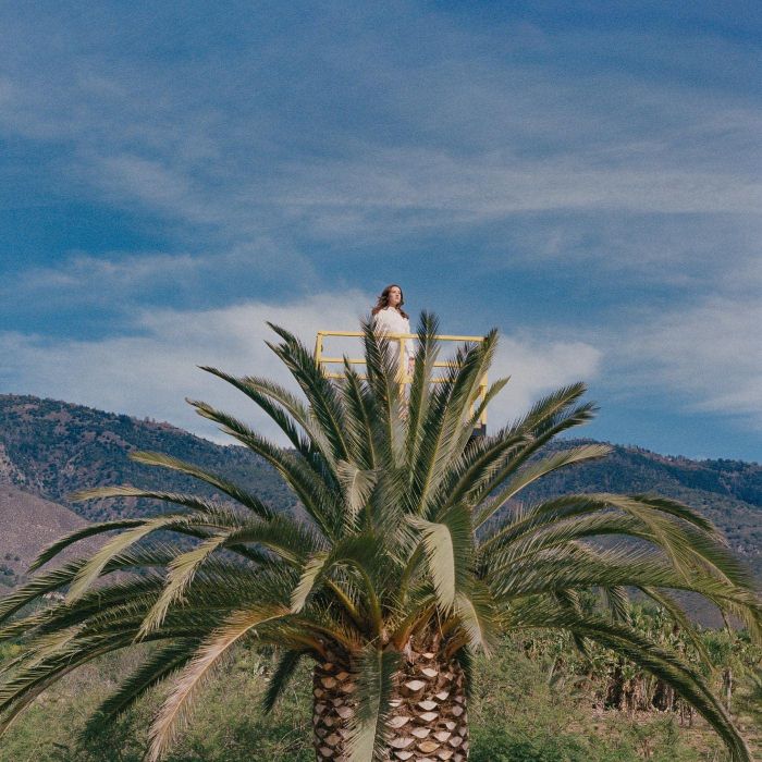 JESSY LANZA - LOVE HALLUCINATION