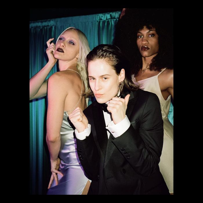 CHRISTINE & THE QUEENS - REDCAR LES ADORABLE ÉTOILES