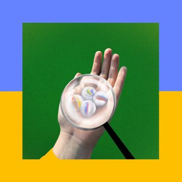 FRANKIE COSMOS - CLOSE IT QUIETLY
