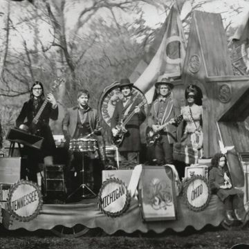 RACONTEURS - CONSOLERS OF THE LONELY