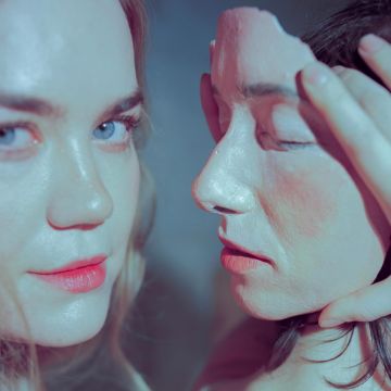 DAISY THE GREAT - RUBBER TEETH TALK