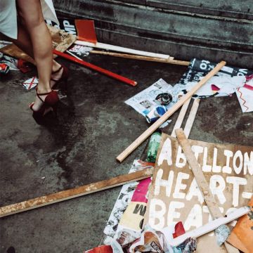 MYSTERY JETS - BILLION HEARTBEATS