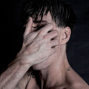 KIRIN CALLINAN - EMBRACISM
