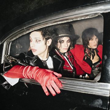 PALAYE ROYALE - BASTARDS