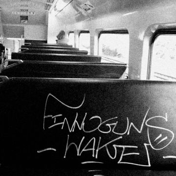 FINNOGUNS WAKE - STAY YOUNG EP (CLEAR VINYL)