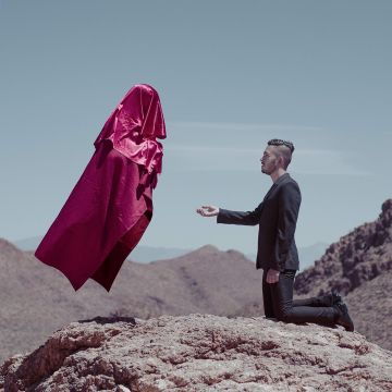 IN THE PRESENCE OF WOLVES - OF TWO MINDS, STAGES 1-2: THE APE & THE CAGE