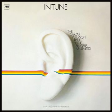 PETERSON TRIO,OSCAR/SING - IN TUNE