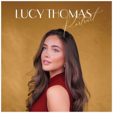 LUCY THOMAS - PORTRAIT