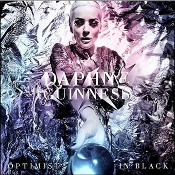 DAPHNE GUINNESS - OPTIMIST IN BLACK