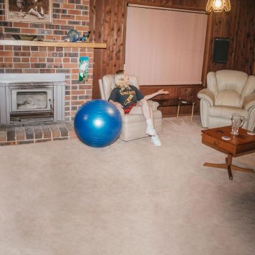 JULIA JACKLIN - DON'T LET THE KIDS WIN